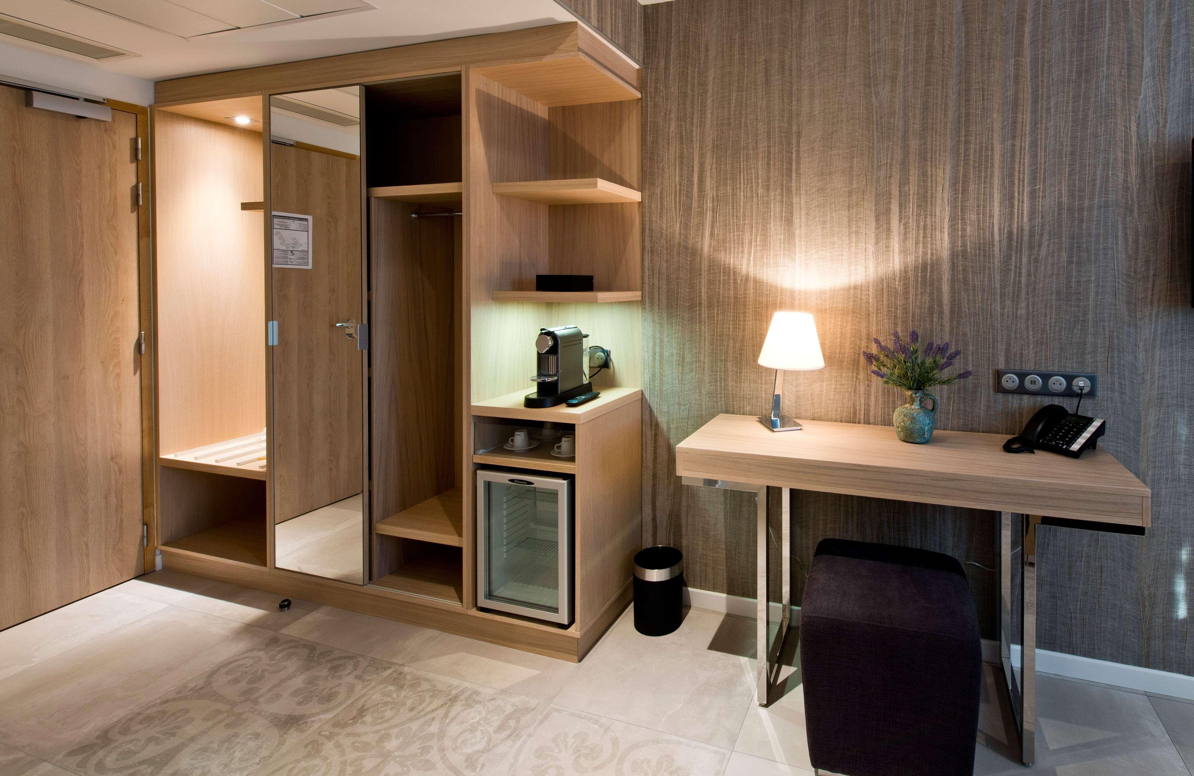 Golden Tulip Sophia Antipolis - Hotel & Spa Valbonne Kültér fotó