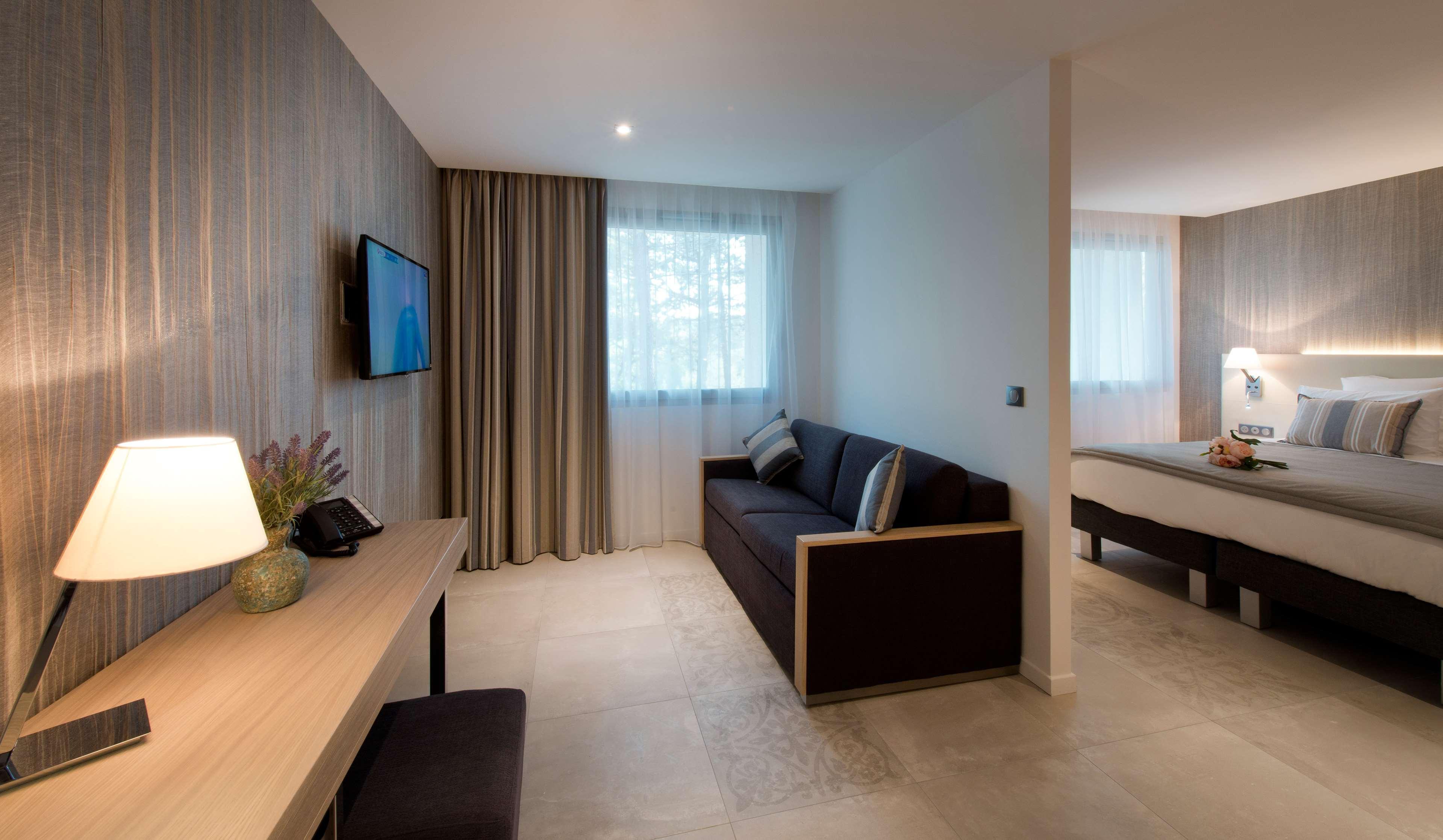Golden Tulip Sophia Antipolis - Hotel & Spa Valbonne Kültér fotó