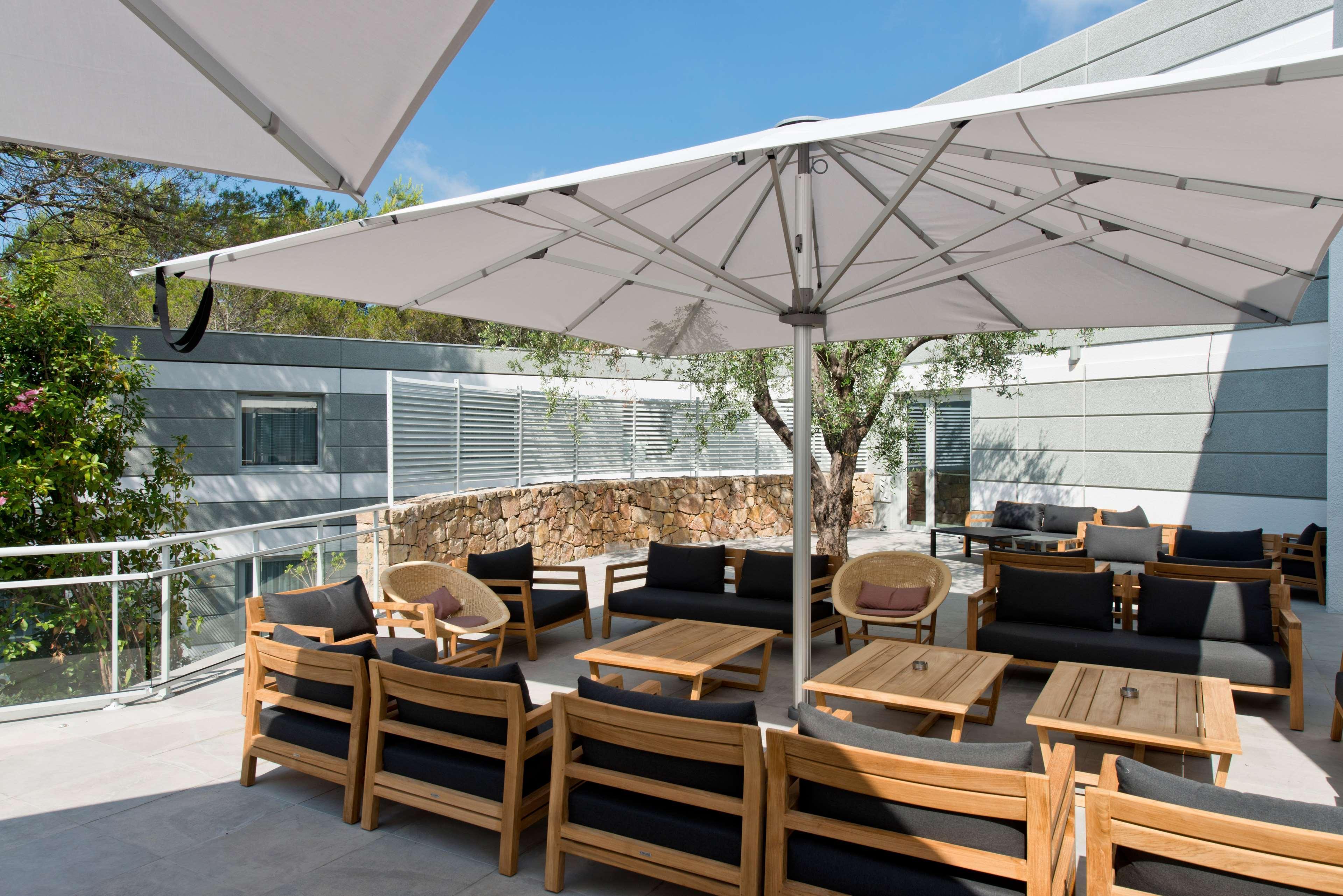 Golden Tulip Sophia Antipolis - Hotel & Spa Valbonne Kültér fotó