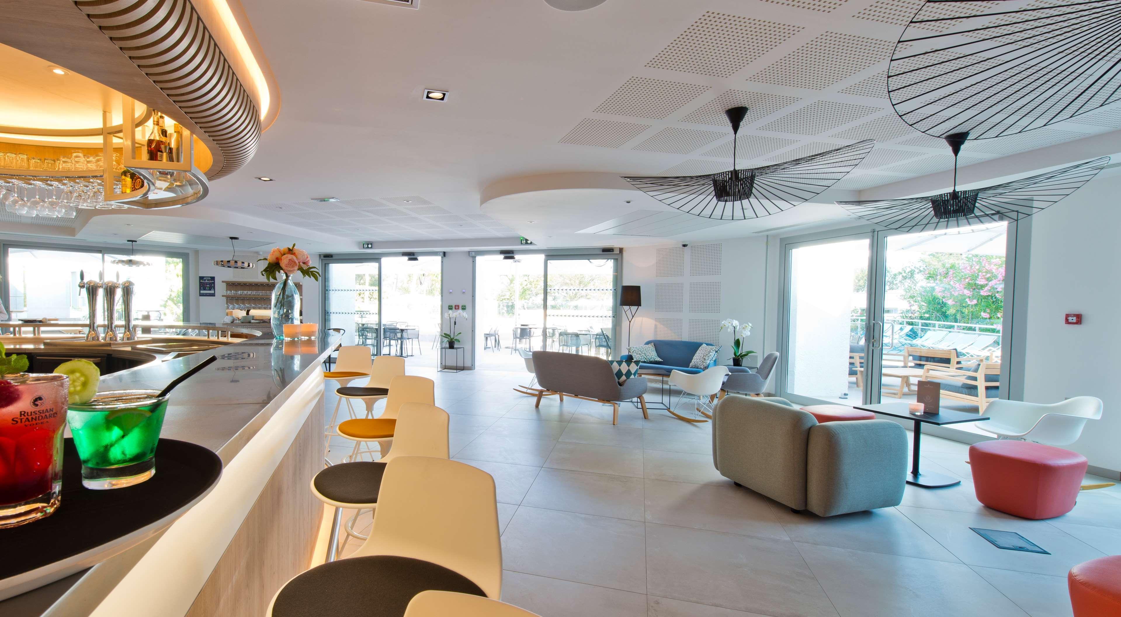 Golden Tulip Sophia Antipolis - Hotel & Spa Valbonne Kültér fotó