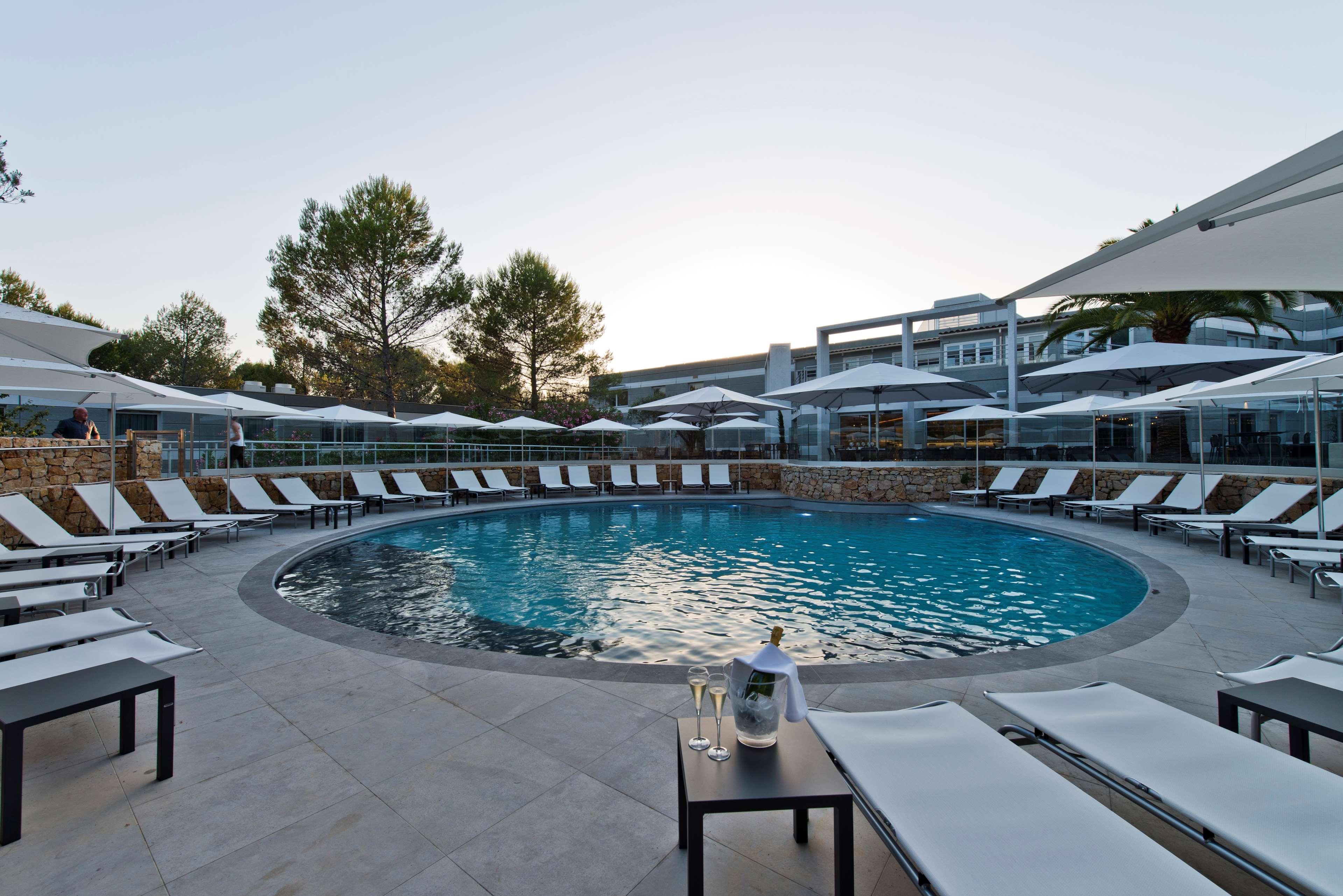 Golden Tulip Sophia Antipolis - Hotel & Spa Valbonne Kültér fotó